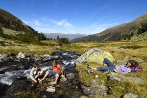 tirol engadin südtirol almherbst wandern angebote last minute